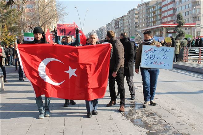 Suriye ve İstanbul  için yürüdüler...