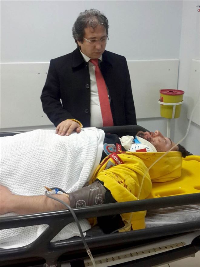  İl Sağlık Müdürü Benli, kazada yaralanan sağlık personelini ziyaret etti 