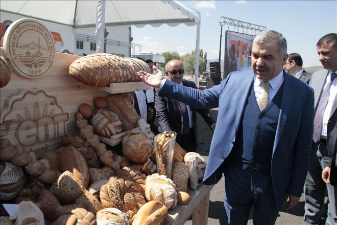 Kent Ekmek Üretim Tesisleri açıldı 