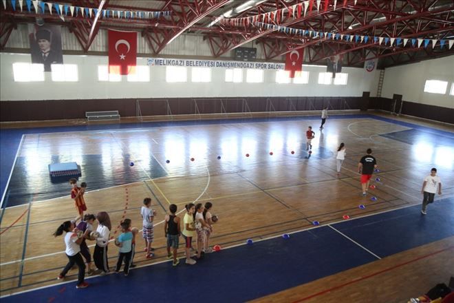 54 branşta yaz spor okulu açılıyor