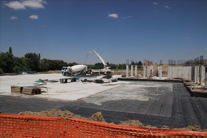 Pınarbaşı Belediyesi ek hizmet binasının temeli atıldı