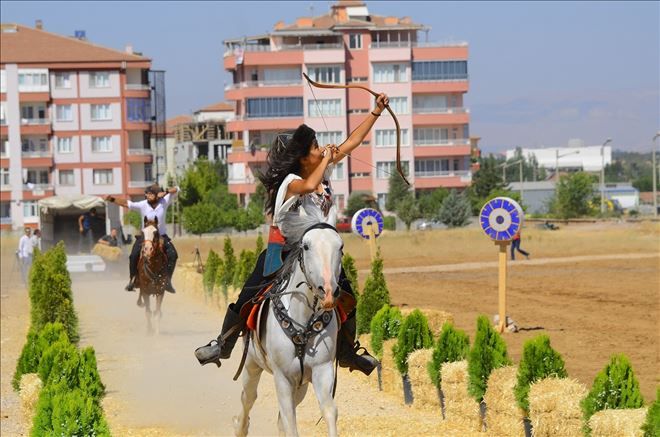 Atlı Okçuluk Türkiye Şampiyonası Malatya´da başladı 