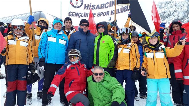 Hisarcık Spor Kulübünden 38 kayakçı bölge takımına seçildi 