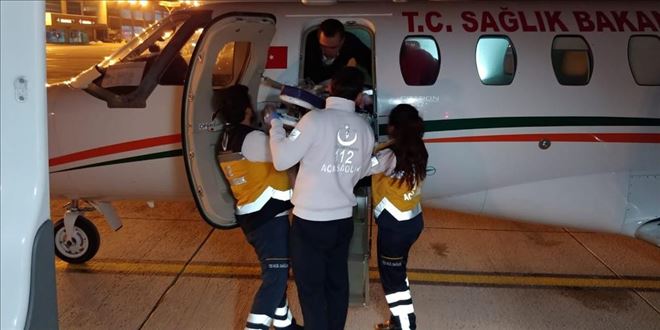 2 yaşındaki Evin, uçak ambulansla Silopi´den Kayseri´ye getirildi 