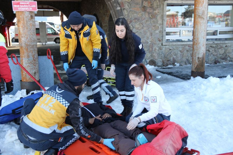 Türkiye’deki kayak merkezleri arasında bir ilk; Erciyes’te poliklinik açıldı