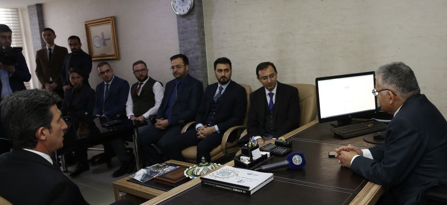  Başkan Büyükkılıç, belediye içindeki bazı birimleri ziyaret etti
