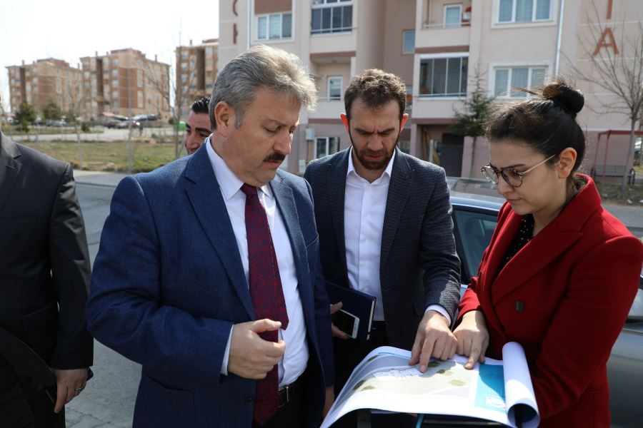 Başkan Palancıoğlu, mahallelerin ihtiyaçlarını çözüyor