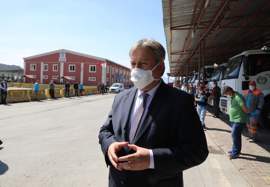 Başkan Palancıoğlu Melikgazi temizlik personelini alkışladı