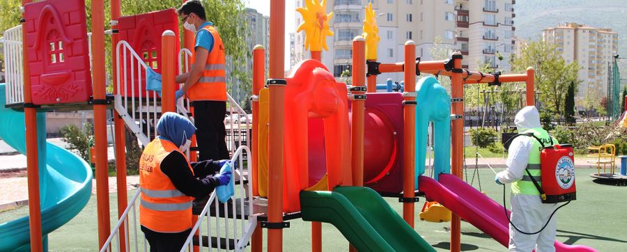 Talas’ta parklar çocukları bekliyor